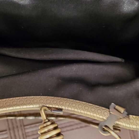 Beaded everywhere Framed Handbag Excellent Condition Beaded On Every Side - Picture 11 of 12